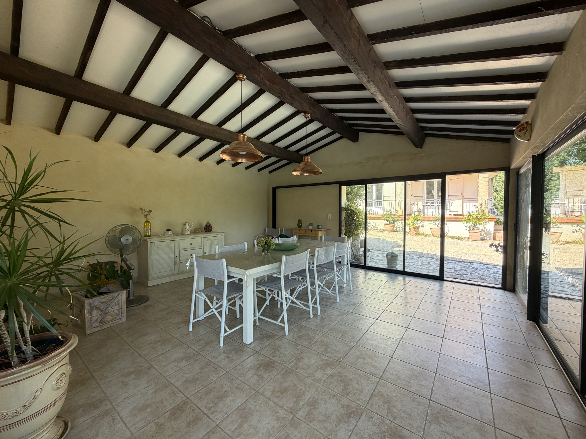Maison à vendre à Laudun, 180 m², 9 pièces – photo 2 sur 20